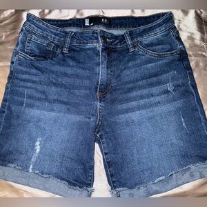 Kut From the Kloth - Catherine Boyfriend Jean Short size 10